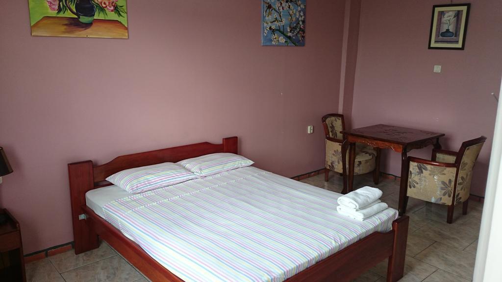 Hotel Paramuru Paramaribo Room photo